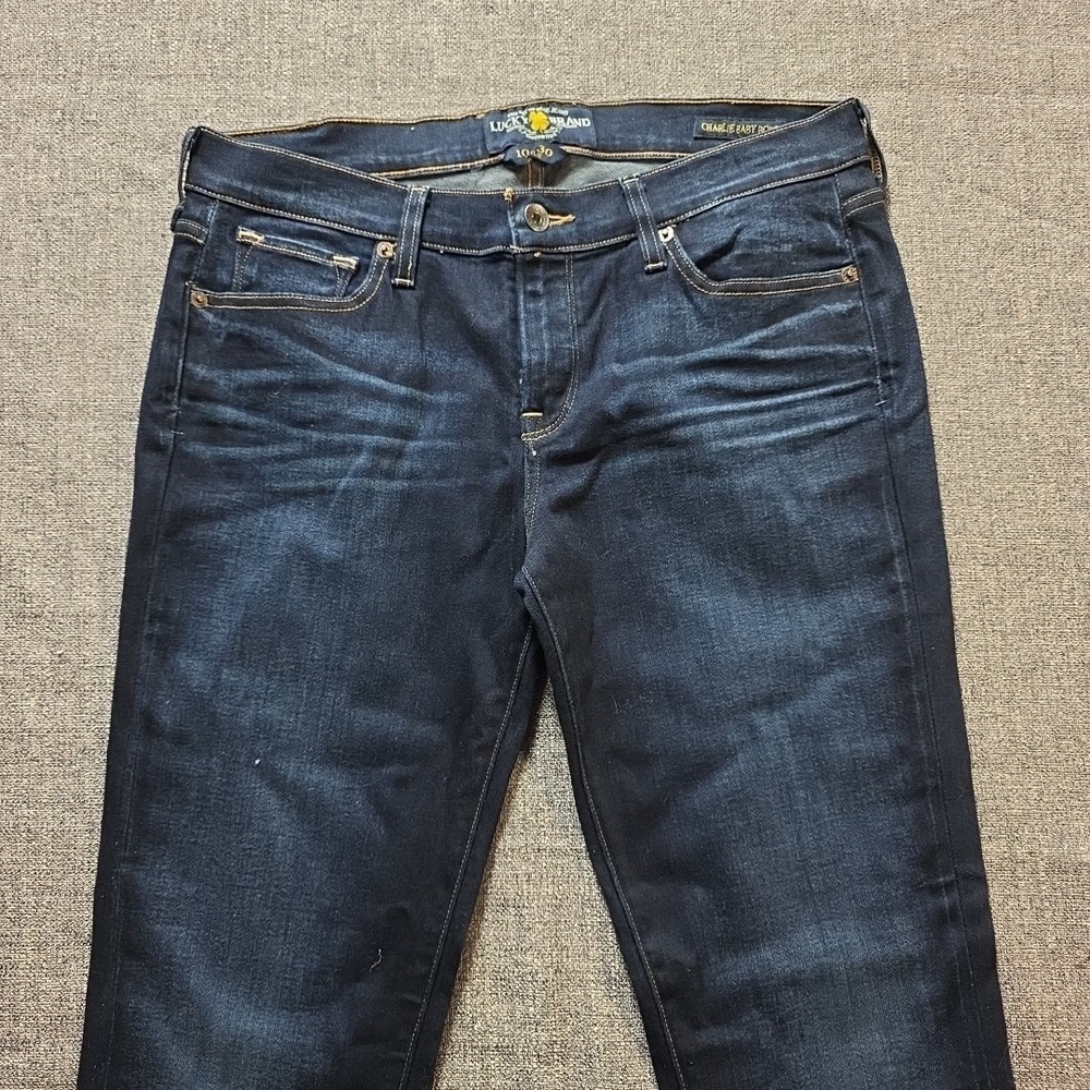 Lucky Brand Women's Charlie Baby Boot Distressed Denim‎ Jeans Size 10/30 Ankle